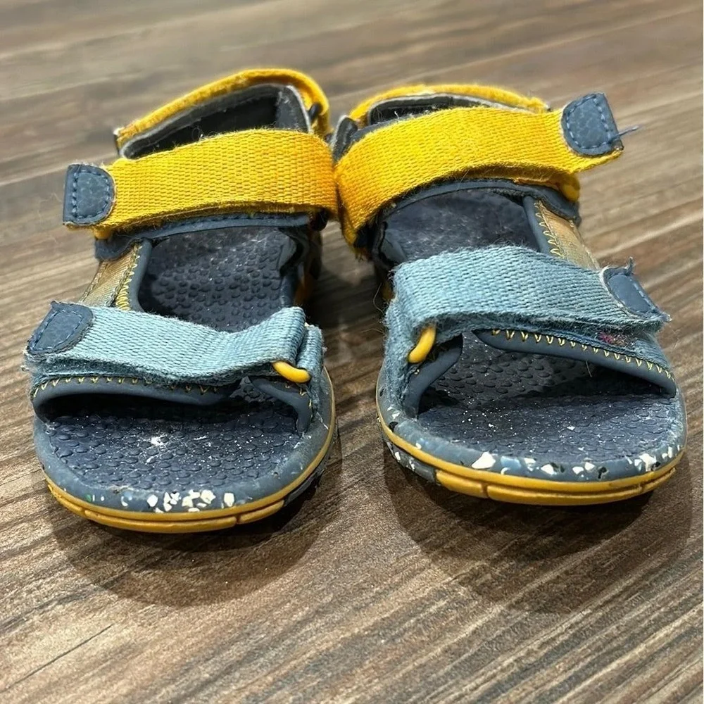 Boys Size 8 Toddler Blue Yellow‎ Strappy Sporty Sandals
